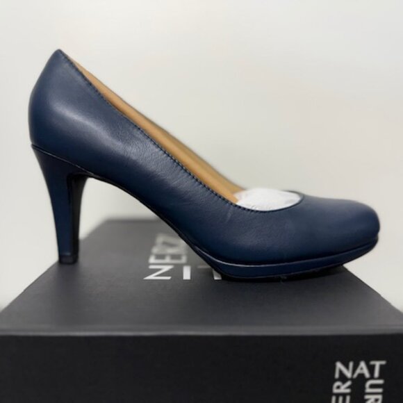 Naturalizer Womens Michelle Navy Classic High Heel Pump - Picture 2 of 3